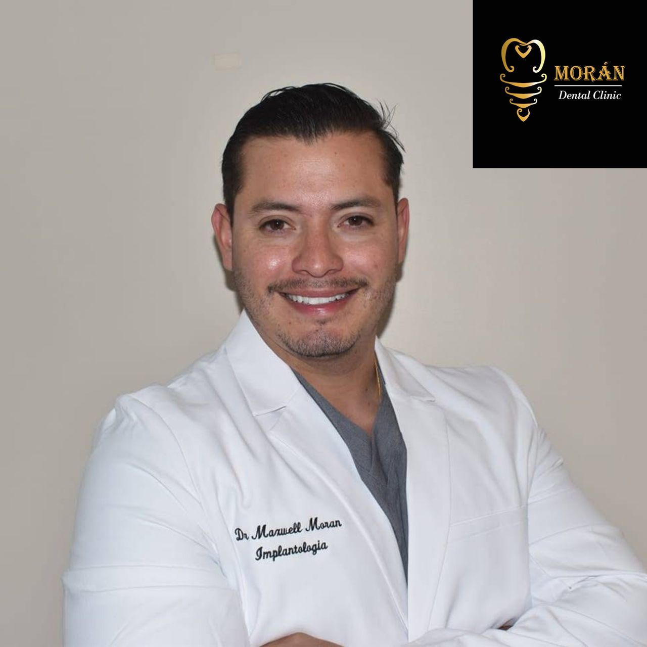 Dr. Luis Madrigal, especialista en implantes dentales de Clínica Barcelona